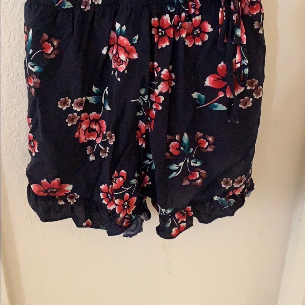 Floral Ruffle Romper - Picture 3 of 4
